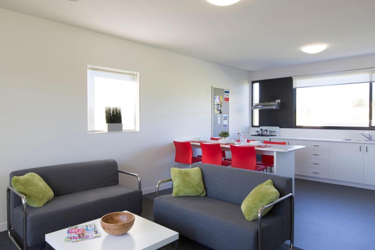 Western Sydney University Village - Campbelltown Eksteriør bilde