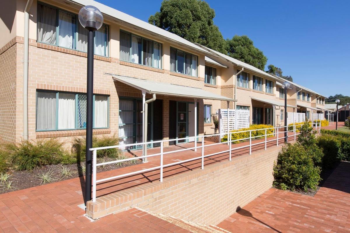 Western Sydney University Village - Campbelltown Eksteriør bilde