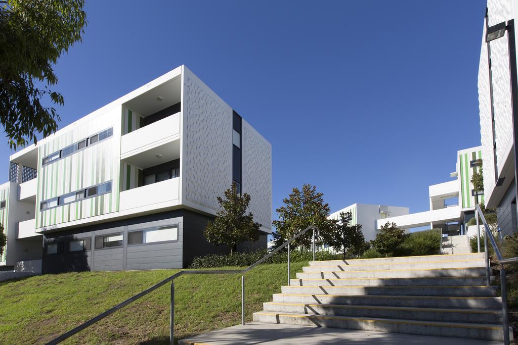 Western Sydney University Village - Campbelltown Eksteriør bilde